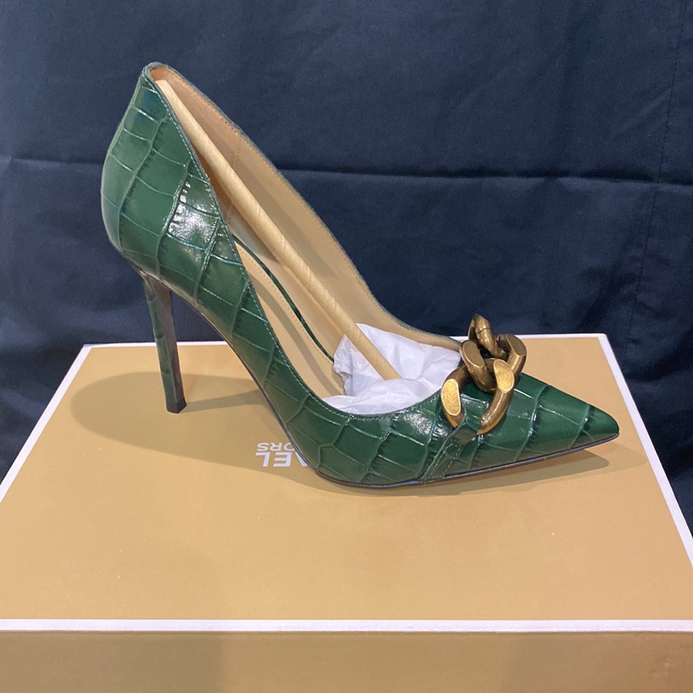 Micheal Kors heels